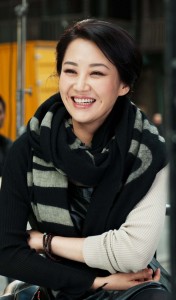 From China to Hollywood Summer Qing makes her mark one movie at a time. Looper actress, Summer Qing talks about Bruce Willis and filmmaking